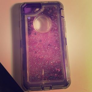 It is a beautiful phone case that is nice